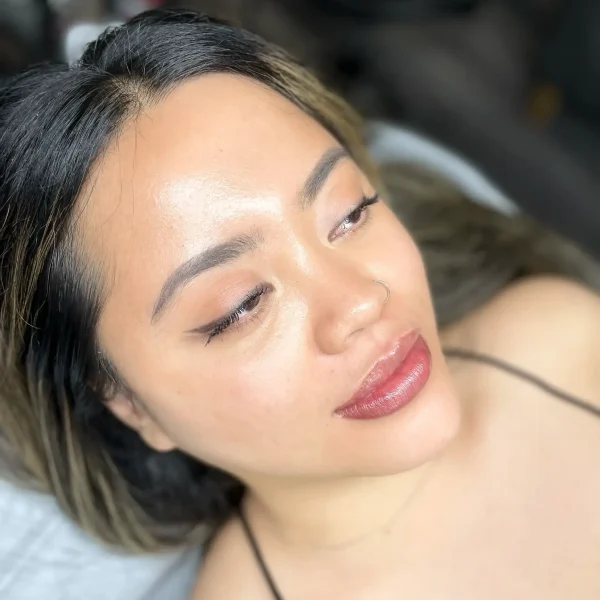 natural ombre lips